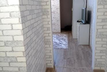 1828112788266161