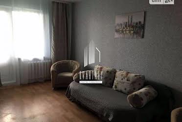 1831992377470177