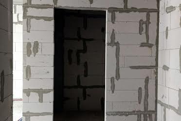 1831579077882186