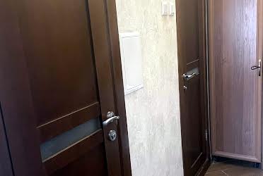 1835933502590192