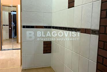 1835982462347208