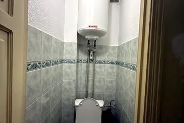 1832386473435021