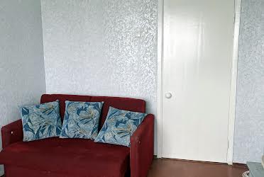 1834355975233211