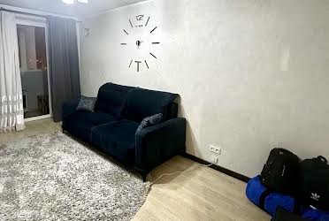 1834484597926231