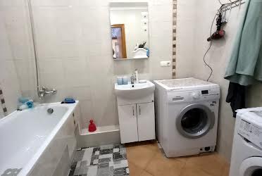 1833524045257234