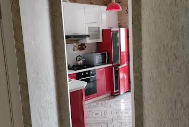 1817957873843262
