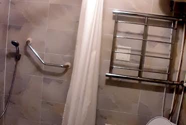 1831082350136264
