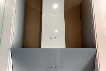 1834262845281279