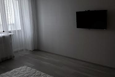 1835175293453282