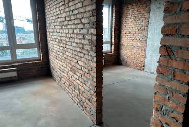 1832896333329289