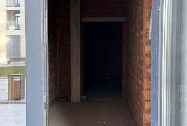 1835444633870296