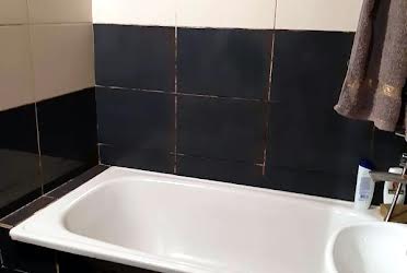 1808012716256304