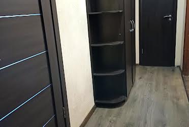 1835801477800304