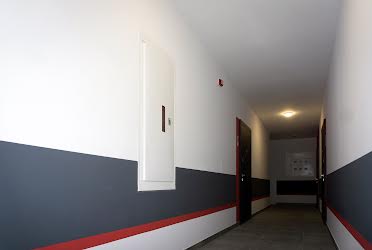 1832667861085305
