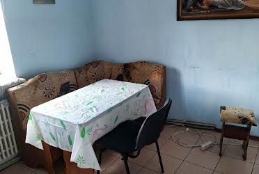1835172660816335