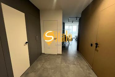 1835349751647034