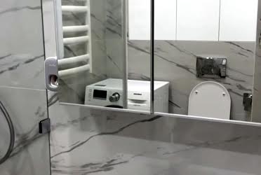 1834083765860359