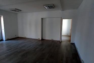 1836449873096370