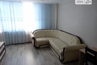1832175793105038