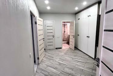 1832098530349388