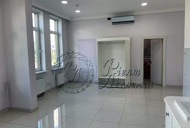 1835439191256389