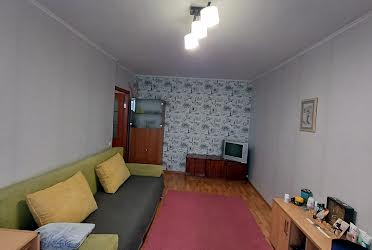 1832469366931039