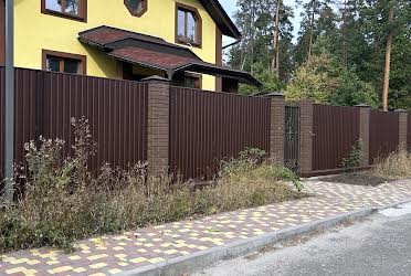 1835745383927392