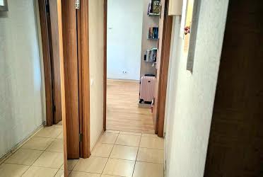 1833298803454404