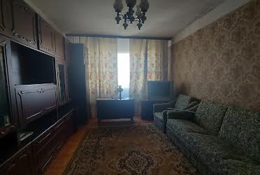 1832831390466405