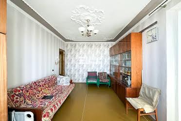 1826960386669413