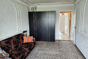 1835800678460417