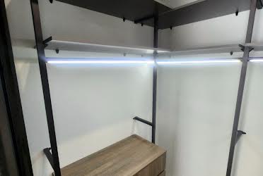 1806087898878428