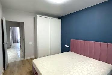 1833912836063429