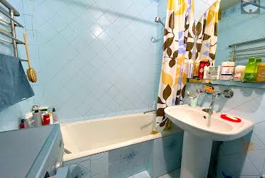 1834520301072429