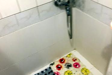 1757744773897442