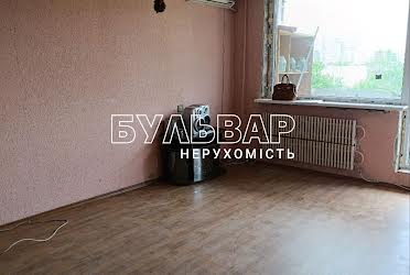 1833167037598449
