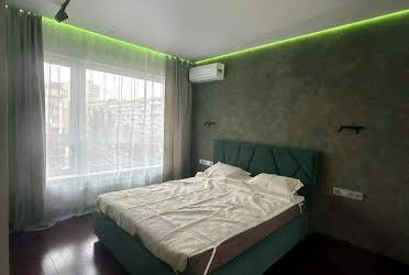 1831354072121457