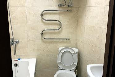 1832614096204480