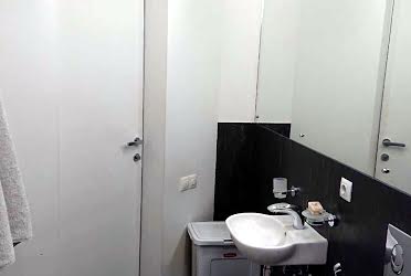 1836190668637493