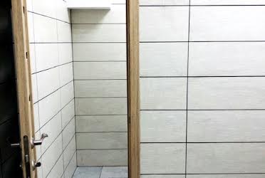 1675667940988497