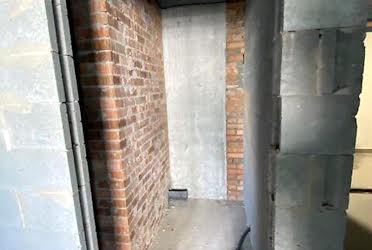 1836454037576515