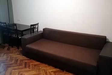1831440873304534