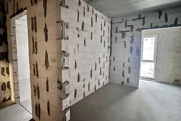 1828912663143536