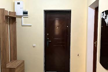 1835426520661540