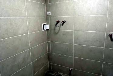 1831469384599544