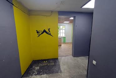1834081597847547