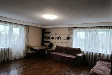 1832816036014551