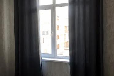 1835182675188557