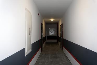 1833841814735560