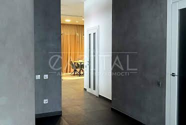 1835794630115561